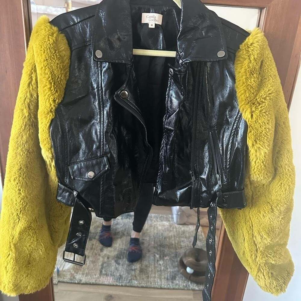 Camila Coelho Women's Black and Gold Jacket - Picture 2 of 8